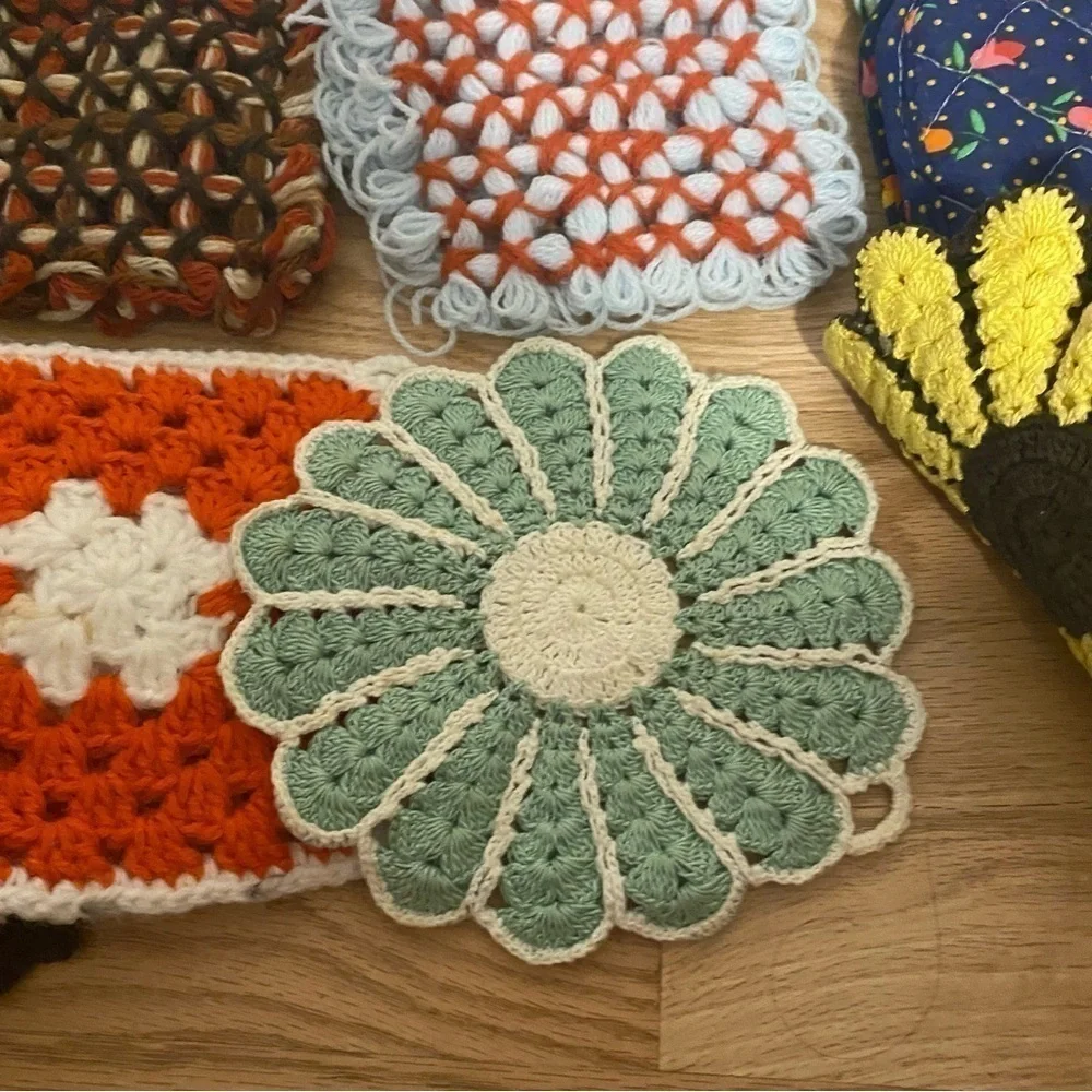 Vintage Pot Holder Bundle Lot MCM Cat Sunflower Flower Crochet Knit Colorful